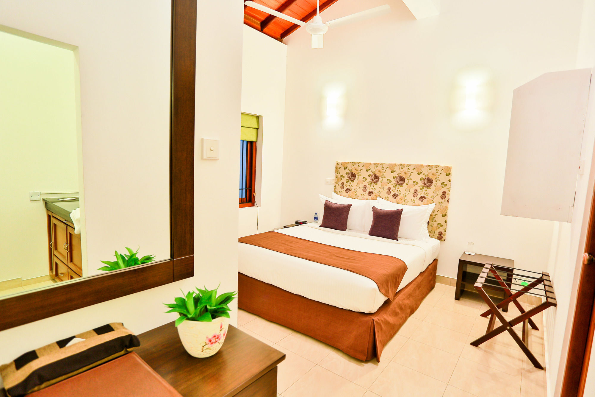 The Austin Residence By Unique Hotels Kolombo Bagian luar foto