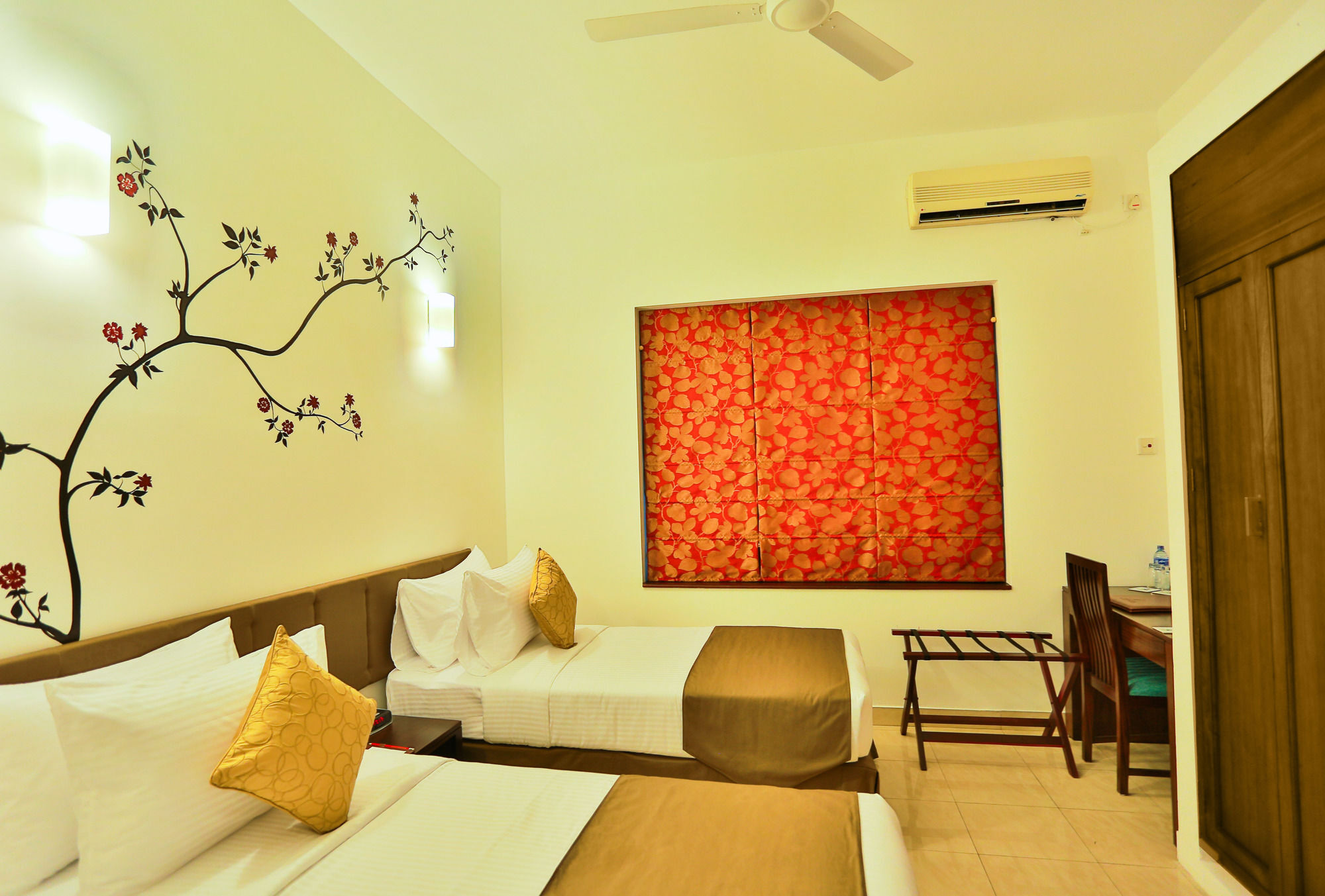 The Austin Residence By Unique Hotels Kolombo Bagian luar foto